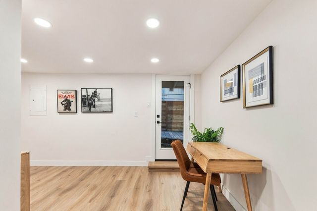 13741 37th Avenue NE, Seattle, WA 98125