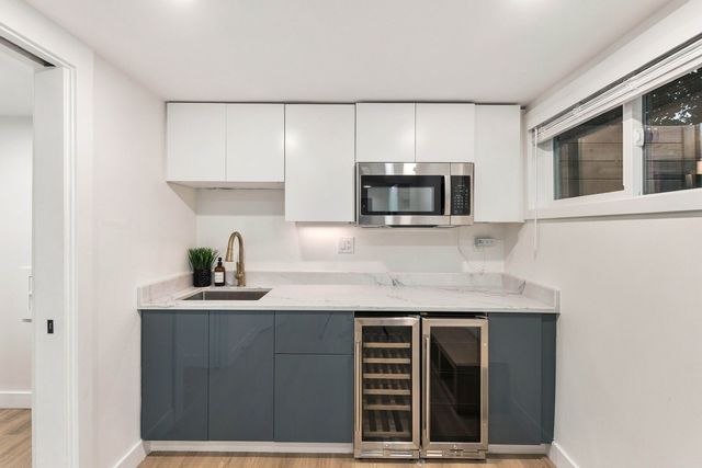 13741 37th Avenue NE, Seattle, WA 98125
