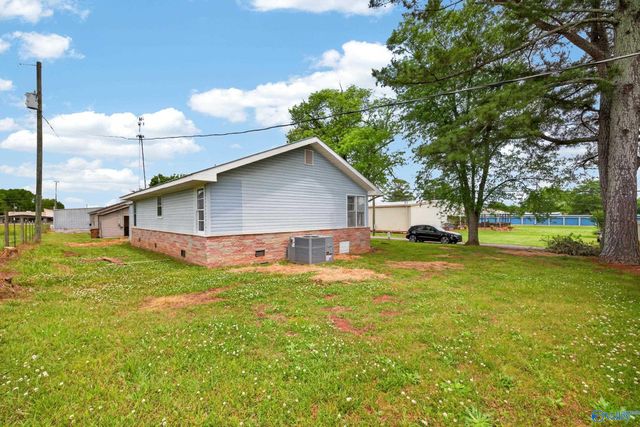 705 Emogene Street, Moulton, AL 35650