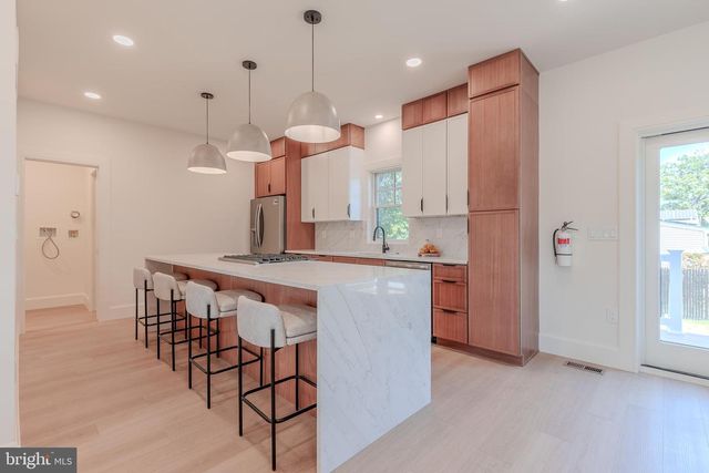 307 OAKDALE, Villas, NJ 08251