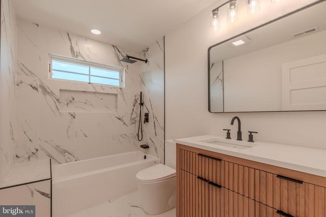 307 OAKDALE, Villas, NJ 08251