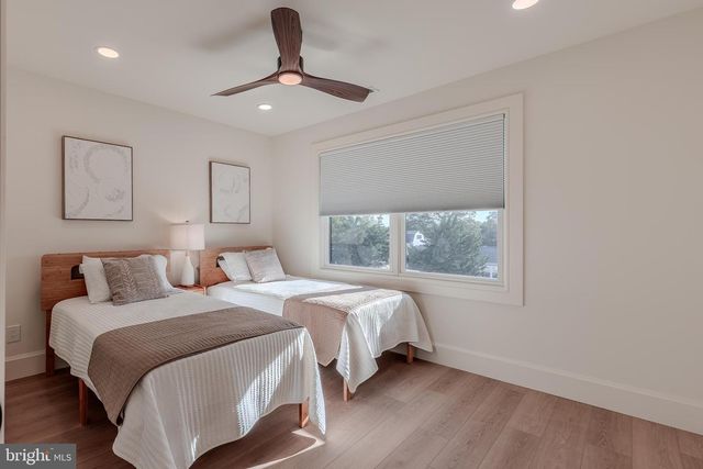 307 OAKDALE, Villas, NJ 08251