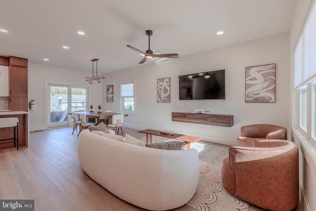 307 OAKDALE, Villas, NJ 08251