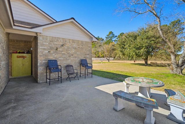 16180 Oaklawn Drive, Splendora, TX 77372