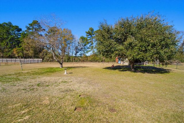 16180 Oaklawn Drive, Splendora, TX 77372