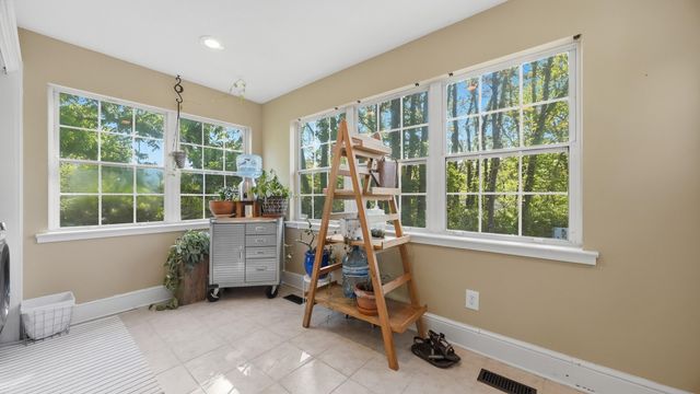 4222 Mountain Creek Road, Chattanooga, TN 37415