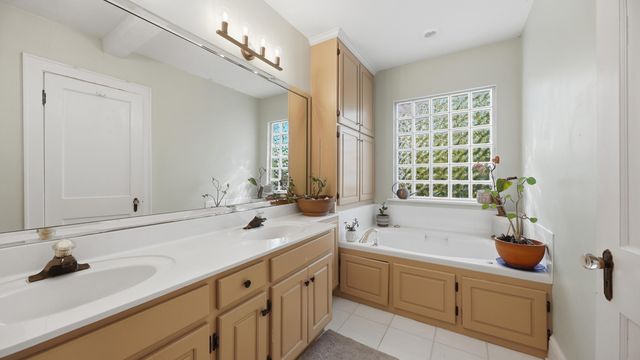 4222 Mountain Creek Road, Chattanooga, TN 37415