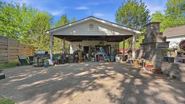 4222 Mountain Creek Road, Chattanooga, TN 37415