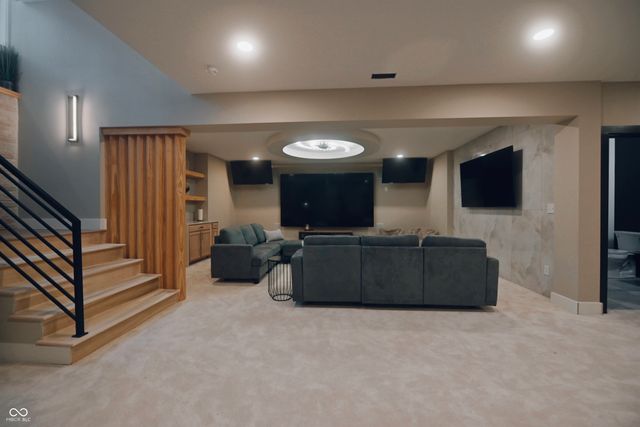 131 4th Street NW, Carmel, IN 46032