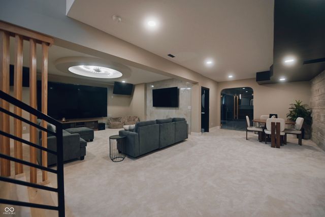 131 4th Street NW, Carmel, IN 46032