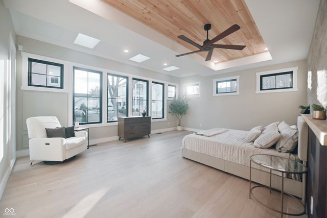 131 4th Street NW, Carmel, IN 46032