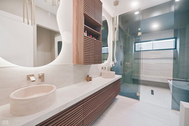 131 4th Street NW, Carmel, IN 46032