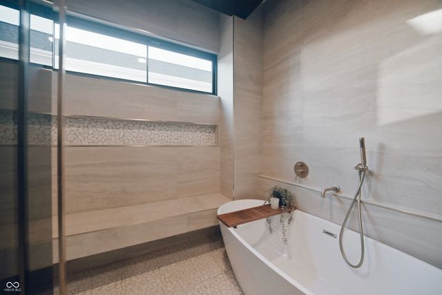 131 4th Street NW, Carmel, IN 46032