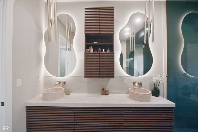 131 4th Street NW, Carmel, IN 46032