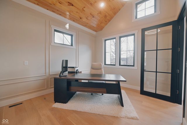 131 4th Street NW, Carmel, IN 46032