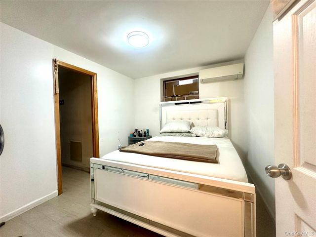 12401 7th AVE Avenue, College Point, NY 11356