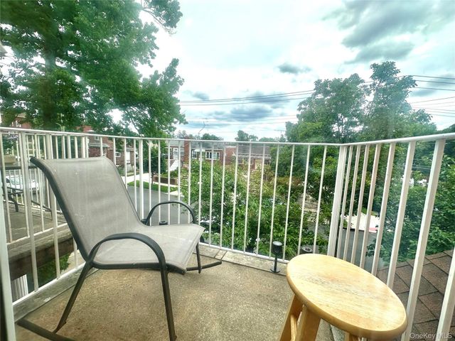 12401 7th AVE Avenue, College Point, NY 11356