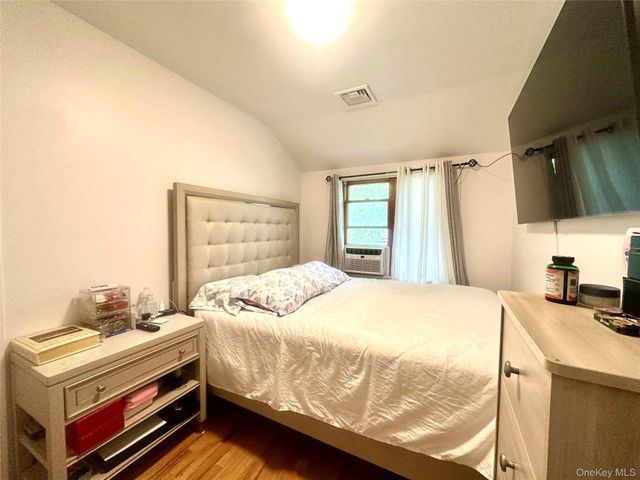 12401 7th AVE Avenue, College Point, NY 11356