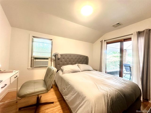 12401 7th AVE Avenue, College Point, NY 11356