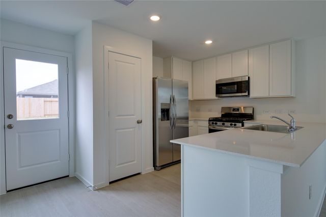 21515 Cottonwood Meadows Trail, Waller, TX 77484