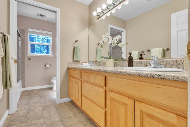 5120 Happy Pines Dr, Foresthill, CA 95631