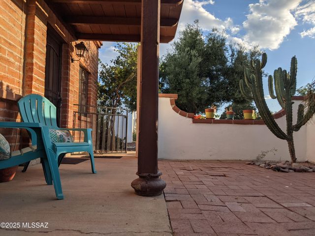 373 S Paseo Pena D, Green Valley, AZ 85614