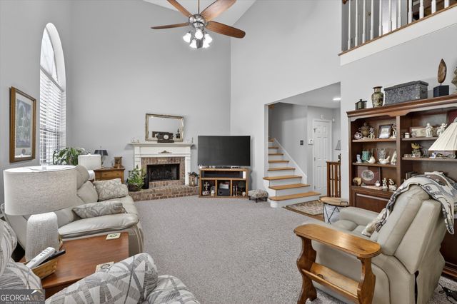 7 Towne Lake Court, Pooler, GA 31322