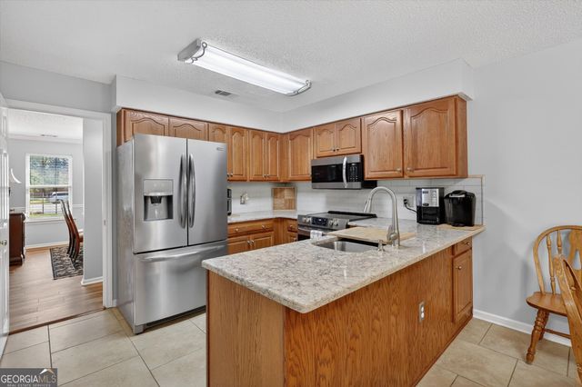 7 Towne Lake Court, Pooler, GA 31322