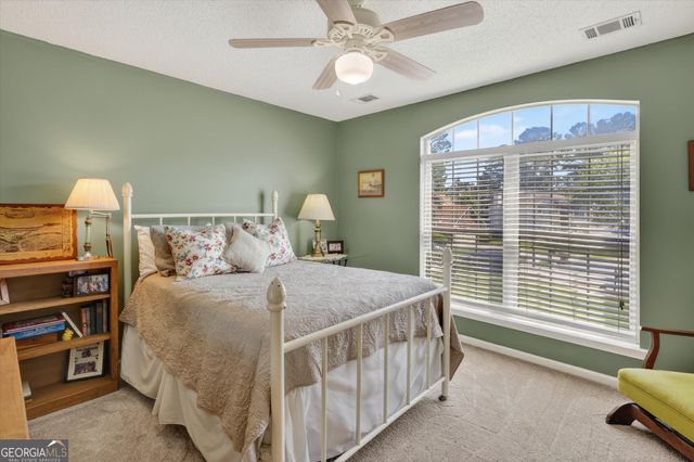 7 Towne Lake Court, Pooler, GA 31322
