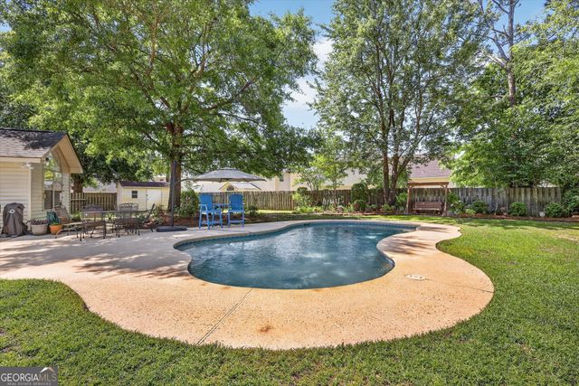 7 Towne Lake Court, Pooler, GA 31322