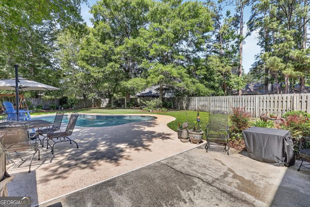 7 Towne Lake Court, Pooler, GA 31322