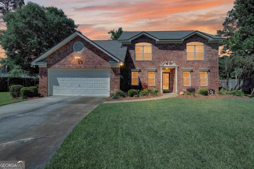 7 Towne Lake Court, Pooler, GA 31322