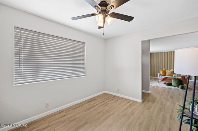 2417 E Blacklidge Drive, Tucson, AZ 85719