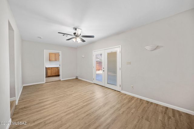 2417 E Blacklidge Drive, Tucson, AZ 85719