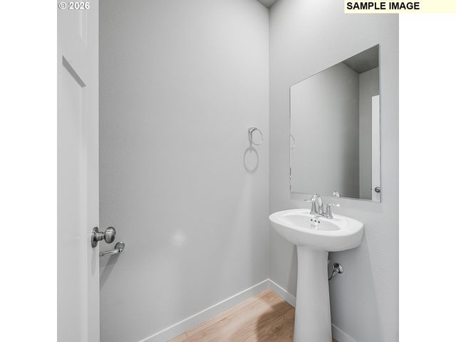 909 Legacy St, Eugene, OR 97402