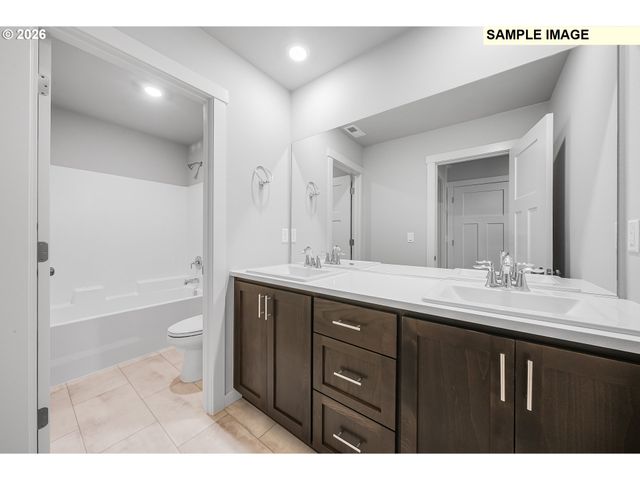 909 Legacy St, Eugene, OR 97402