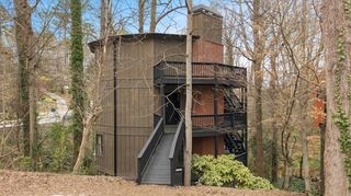 595 Overbrook NW Drive, Atlanta, GA 30318