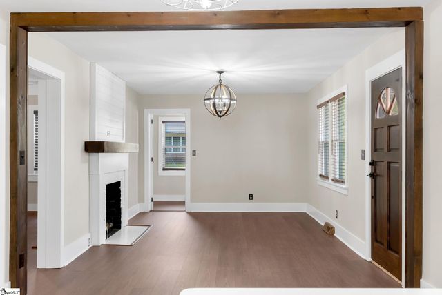 39 Gatling Avenue, Greenville, SC 29605