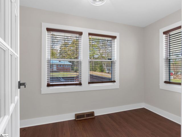 39 Gatling Avenue, Greenville, SC 29605