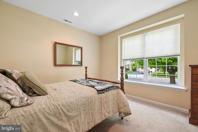 131 GLENGARRY LN, Hainesport, NJ 08036