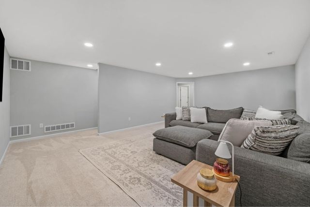 3118 E Shoffner, Derby, KS 67216