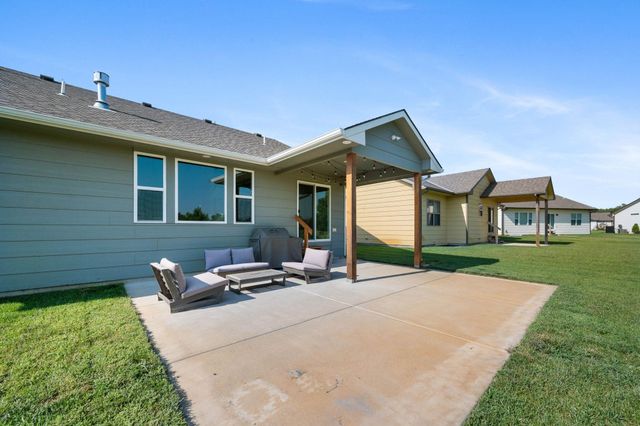 3118 E Shoffner, Derby, KS 67216