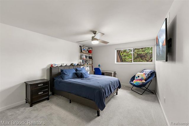 2141 Bordeaux Street, West Bloomfield, MI 48323
