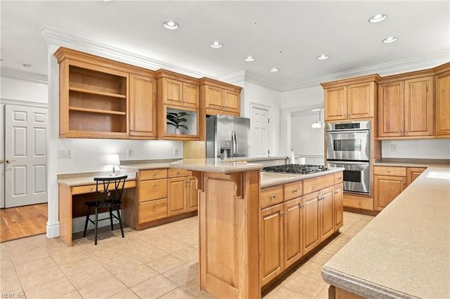 2569 Lotus Creek DR, Virginia Beach, VA 23456