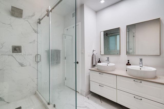 2215 Tequesta Lane, Miami, FL 33133