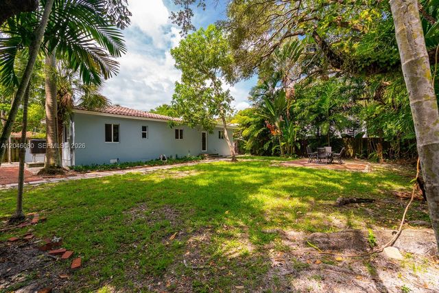2215 Tequesta Lane, Miami, FL 33133