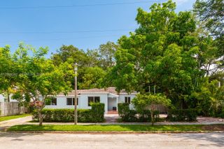 2215 Tequesta Lane, Miami, FL 33133