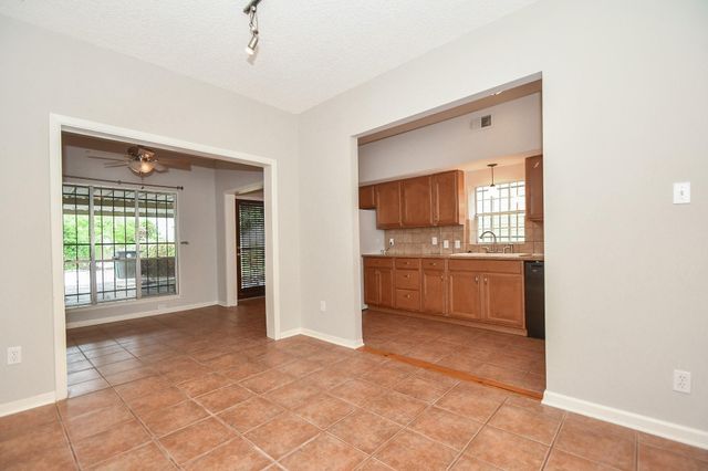 3010 Helena Street, Houston, TX 77006