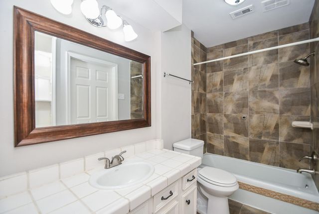3010 Helena Street, Houston, TX 77006