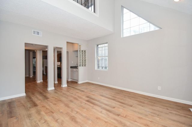 3010 Helena Street, Houston, TX 77006